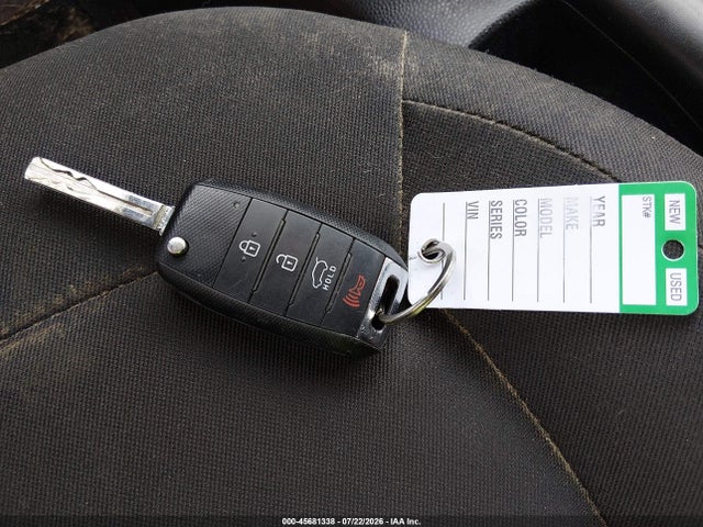 KIA Soul 2017 KNDJN2A27H7427776 Image 11