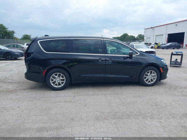 2026 Chrysler Pacifica Select მანქანა იყიდება აუქციონზე, vin: 2C4RC1BG4TR160438, აუქციონის ნომერი: 45681361