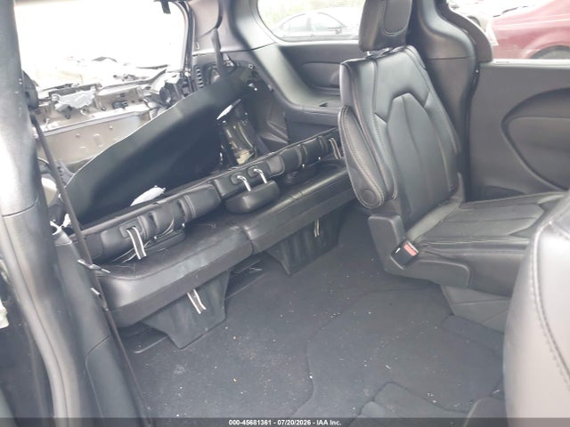 2026 Chrysler Pacifica Select მანქანა იყიდება აუქციონზე, vin: 2C4RC1BG4TR160438, აუქციონის ნომერი: 45681361