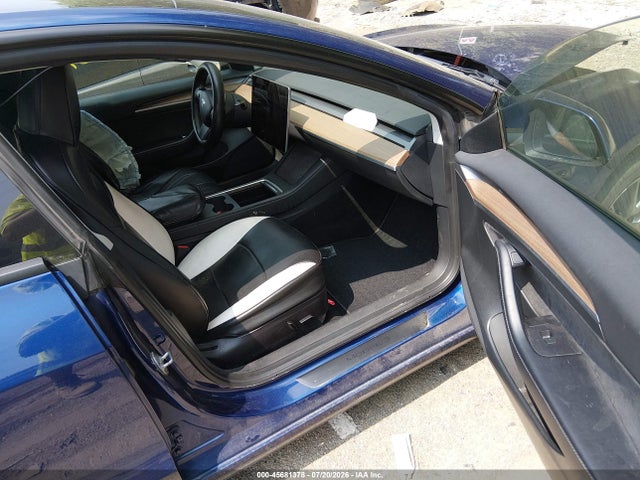 2023 Tesla Model 3 Long Range Dual Motor All-wheel Drive მანქანა იყიდება აუქციონზე, vin: 5YJ3E1EB5PF415650, აუქციონის ნომერი: 45681378
