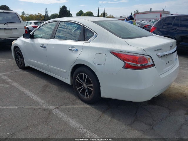 Nissan Altima 2.5 S 2014 1N4AL3AP8EN378012 Image 3