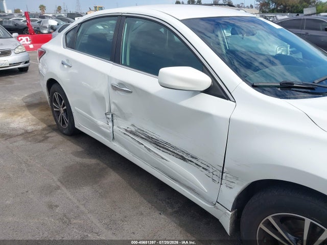 Nissan Altima 2.5 S 2014 1N4AL3AP8EN378012 Image 6