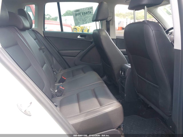 Aukcja sprzedaży 2015 Volkswagen Tiguan Se, vin: WVGBV7AX5FW506200, numer aukcji: 45681398