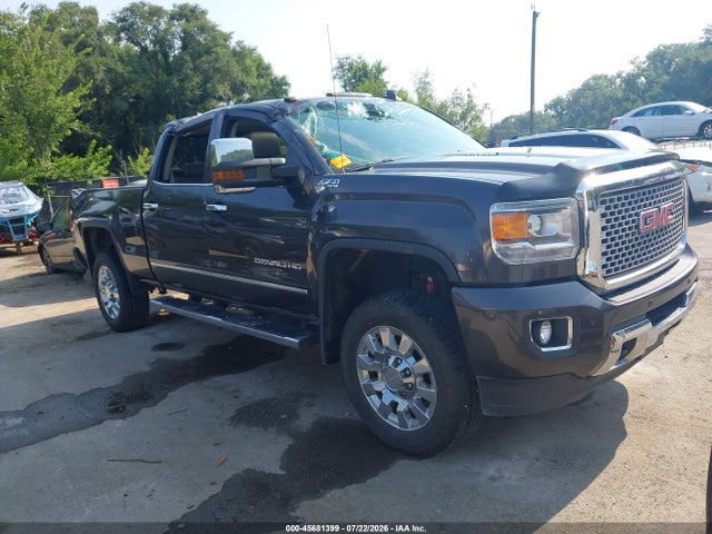 45681399 :رقم المزاد ، 1GT120E83FF548125 vin ، 2015 Gmc Sierra 2500hd Available Wifi Denali مزاد بيع
