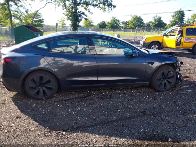 5YJ3E1EA3TF138675 Tesla Model 3 Premium Rear-wheel Drive/rear-wheel Drive