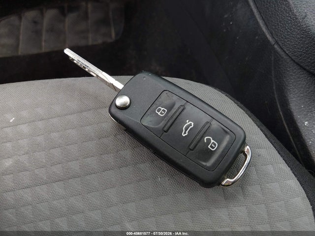 45681577 :رقم المزاد ، 3VW2B7AJ6HM362746 vin ، 2017 Volkswagen Jetta 1.4t S مزاد بيع