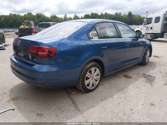 45681577 :رقم المزاد ، 3VW2B7AJ6HM362746 vin ، 2017 Volkswagen Jetta 1.4t S مزاد بيع