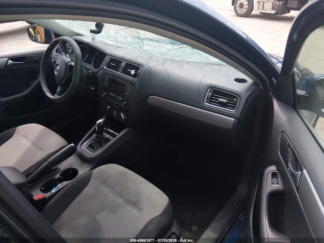 45681577 :رقم المزاد ، 3VW2B7AJ6HM362746 vin ، 2017 Volkswagen Jetta 1.4t S مزاد بيع