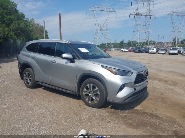 Aukcja sprzedaży 2022 Toyota Highlander Xle, vin: 5TDGZRBH0NS196019, numer aukcji: 45681592