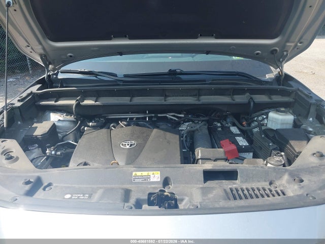 45681592 :رقم المزاد ، 5TDGZRBH0NS196019 vin ، 2022 Toyota Highlander Xle مزاد بيع
