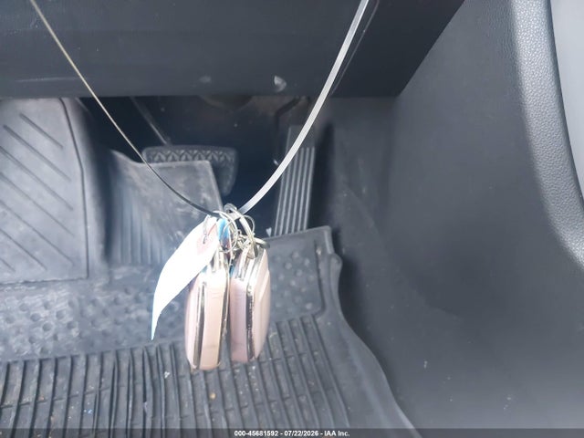 45681592 :رقم المزاد ، 5TDGZRBH0NS196019 vin ، 2022 Toyota Highlander Xle مزاد بيع