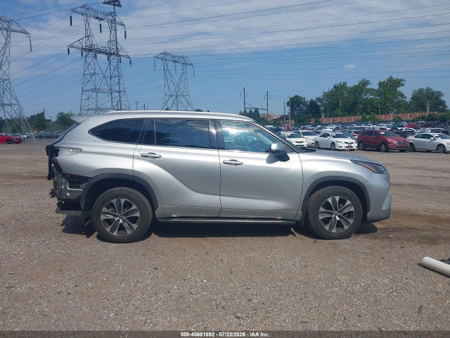 45681592 :رقم المزاد ، 5TDGZRBH0NS196019 vin ، 2022 Toyota Highlander Xle مزاد بيع