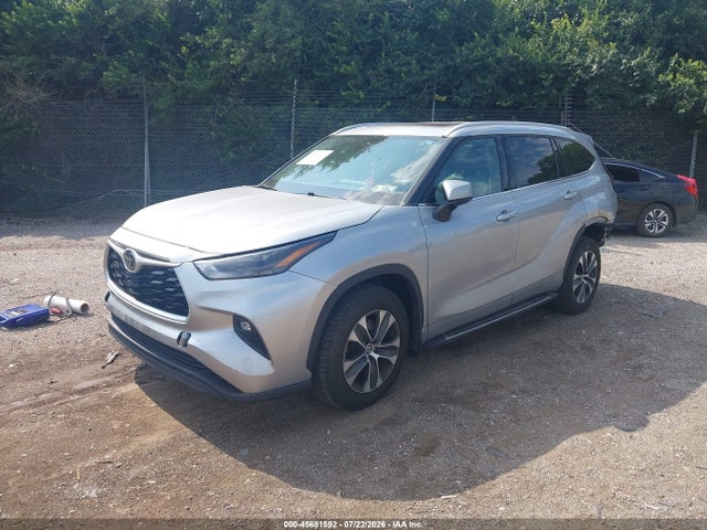 45681592 :رقم المزاد ، 5TDGZRBH0NS196019 vin ، 2022 Toyota Highlander Xle مزاد بيع
