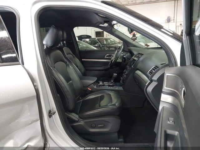 2019 Ford Explorer Xlt მანქანა იყიდება აუქციონზე, vin: 1FM5K8D88KGB32430, აუქციონის ნომერი: 45681612