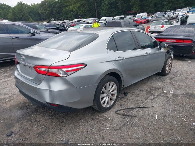 45681638 :رقم المزاد ، 4T1C11AK2LU912962 vin ، 2020 Toyota Camry Le مزاد بيع