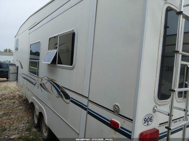 45681641 :رقم المزاد ، 4YDF27623Y8026950 vin ، 2000 Keystone Other مزاد بيع
