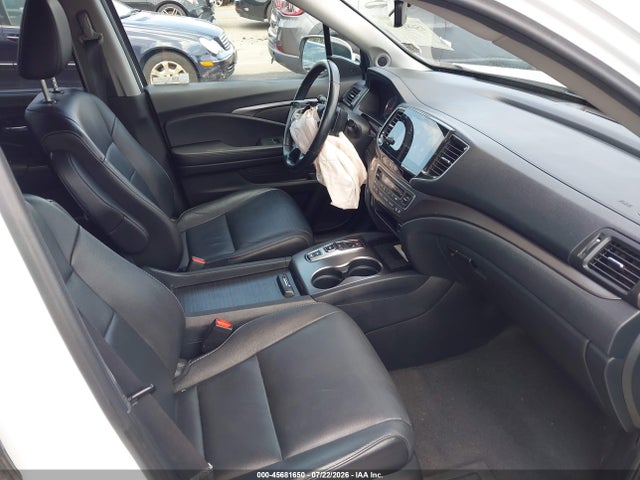 Продажа на аукционе авто 2022 Honda Pilot Awd Special Edition, vin: 5FNYF6H26NB079385, номер лота: 45681650