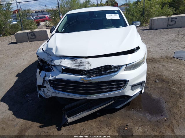 1G1ZC5ST0HF237530 Chevrolet Malibu 1fl
