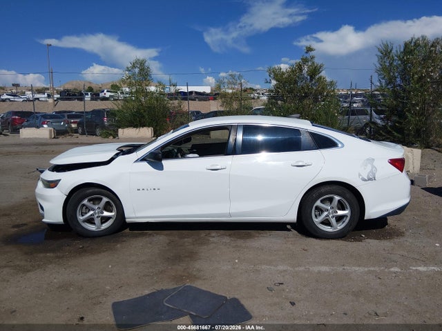 1G1ZC5ST0HF237530 Chevrolet Malibu 1fl