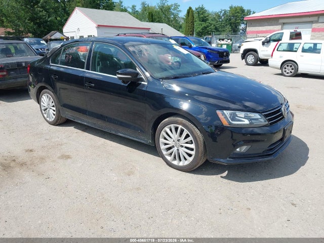 2015 Volkswagen Jetta 1.8t Se მანქანა იყიდება აუქციონზე, vin: 3VWD17AJ1FM311146, აუქციონის ნომერი: 45681719