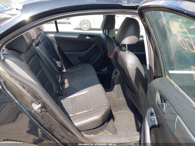 Aukcja sprzedaży 2015 Volkswagen Jetta 1.8t Se, vin: 3VWD17AJ1FM311146, numer aukcji: 45681719