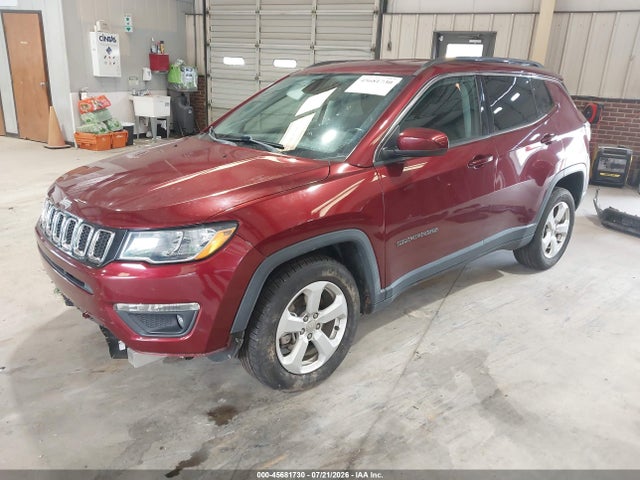 45681730 :رقم المزاد ، 3C4NJCBB7LT257571 vin ، 2020 Jeep Compass Latitude Fwd مزاد بيع
