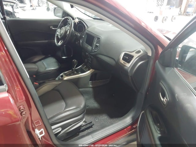 45681730 :رقم المزاد ، 3C4NJCBB7LT257571 vin ، 2020 Jeep Compass Latitude Fwd مزاد بيع