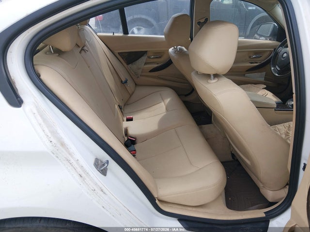 BMW 320i 2014 WBA3B1G55ENN90380 Image 8