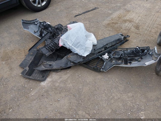 2021 Volvo Xc40 T5 R-design მანქანა იყიდება აუქციონზე, vin: YV4162UM3M2467447, აუქციონის ნომერი: 45681781