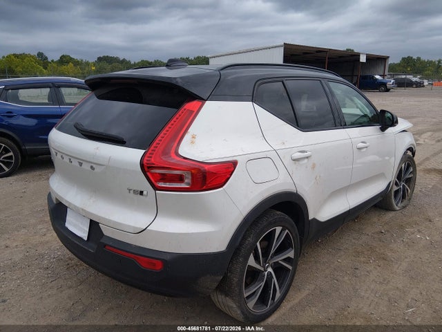 2021 Volvo Xc40 T5 R-design მანქანა იყიდება აუქციონზე, vin: YV4162UM3M2467447, აუქციონის ნომერი: 45681781