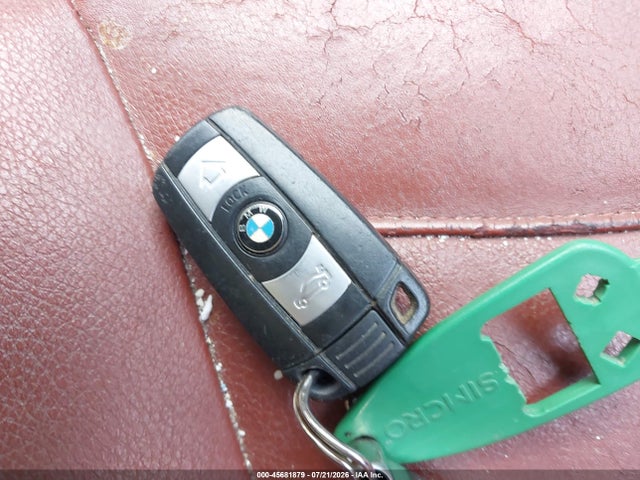 Продажа на аукционе авто 2011 Bmw 328i, vin: WBAPH7C50BE850303, номер лота: 45681879