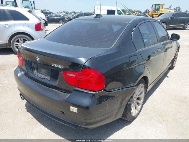 Продажа на аукционе авто 2011 Bmw 328i, vin: WBAPH7C50BE850303, номер лота: 45681879