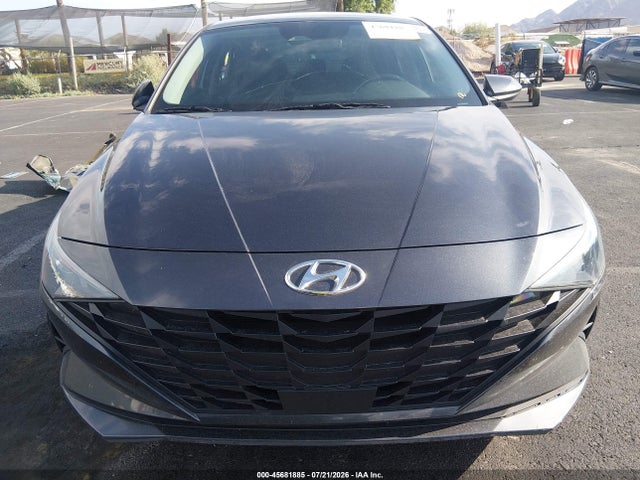 5NPLS4AG3PH093068 Hyundai ELANTRA SEL