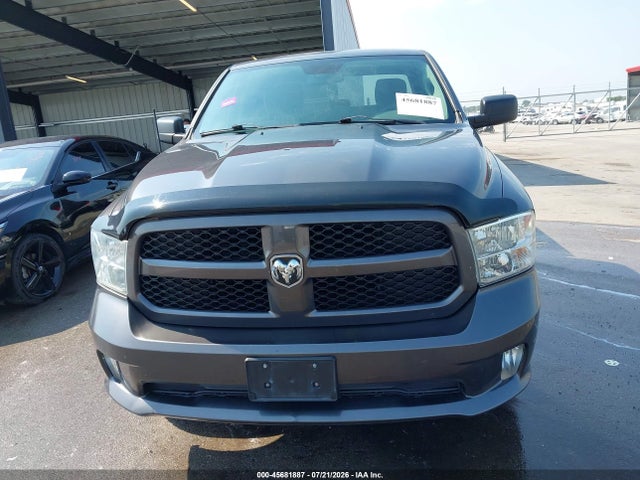 2015 Ram 1500 Express მანქანა იყიდება აუქციონზე, vin: 1C6RR7FT7FS617679, აუქციონის ნომერი: 45681887
