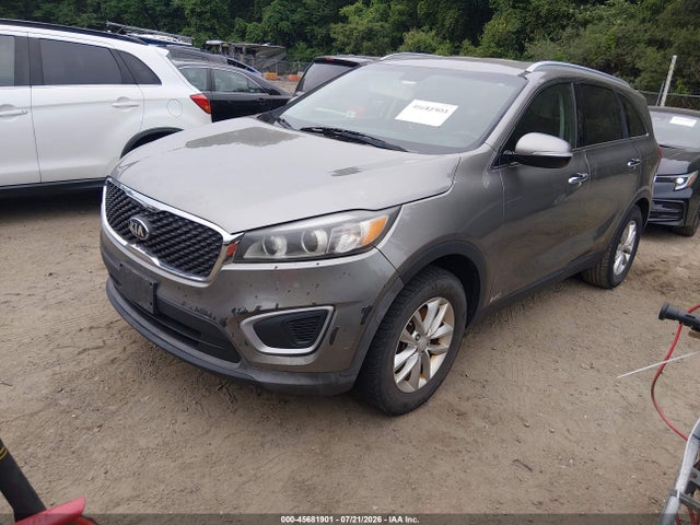 45681901 :رقم المزاد ، 5XYPGDA32GG136760 vin ، 2016 Kia Sorento 2.4l Lx مزاد بيع