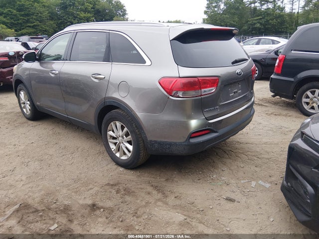 45681901 :رقم المزاد ، 5XYPGDA32GG136760 vin ، 2016 Kia Sorento 2.4l Lx مزاد بيع