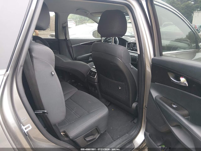45681901 :رقم المزاد ، 5XYPGDA32GG136760 vin ، 2016 Kia Sorento 2.4l Lx مزاد بيع