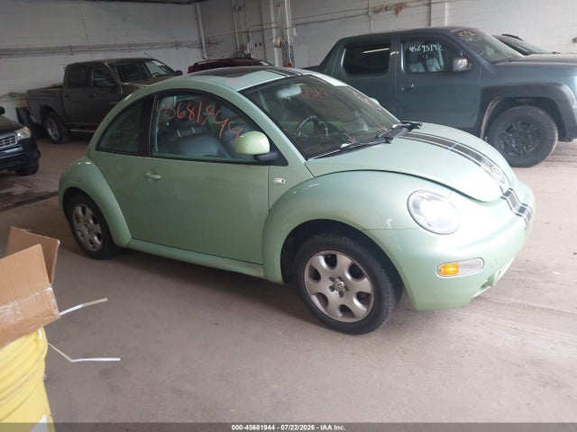 45681944 :رقم المزاد ، 3VWCA21C8YM453321 vin ، 2000 Volkswagen New Beetle Gls مزاد بيع