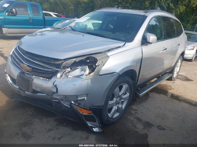 2017 Chevrolet Traverse Lt მანქანა იყიდება აუქციონზე, vin: 1GNKRGKD7HJ235600, აუქციონის ნომერი: 45681945