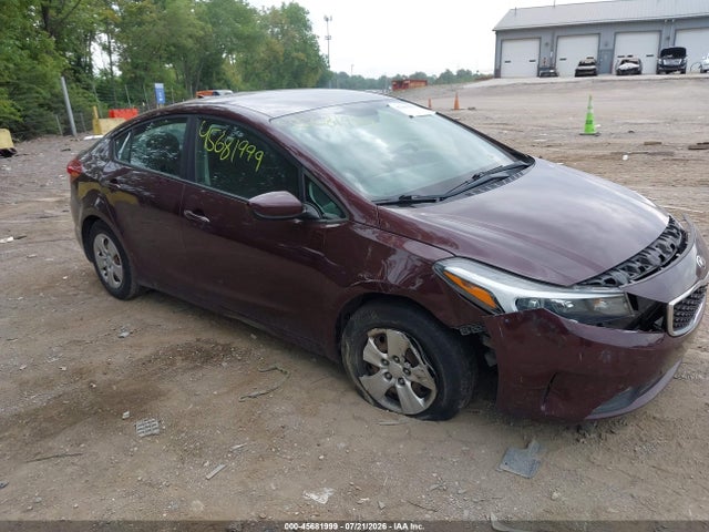 Продаж на аукціоні авто 2018 Kia Forte Lx, vin: 3KPFK4A76JE201823, номер лоту: 45681999