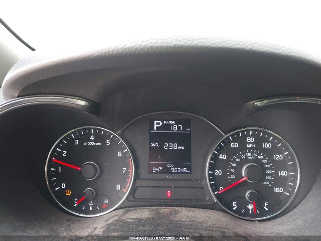45681999 :رقم المزاد ، 3KPFK4A76JE201823 vin ، 2018 Kia Forte Lx مزاد بيع