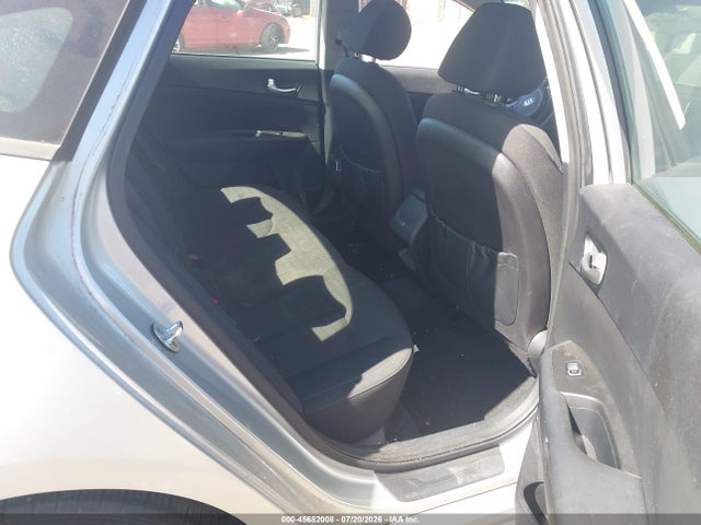 KIA Optima Lx 2016 5XXGT4L37GG005157 Image 8