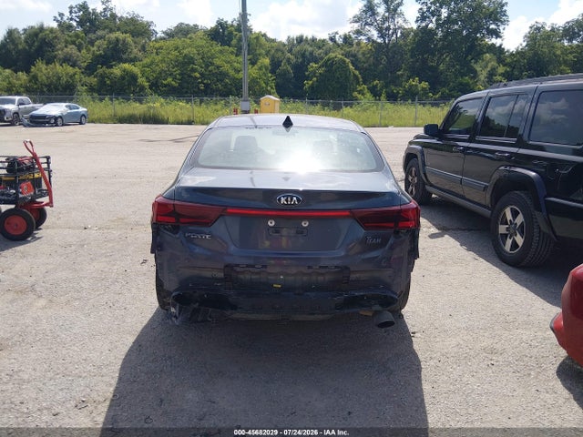 Продаж на аукціоні авто 2021 Kia Forte Lxs, vin: 3KPF24AD1ME266945, номер лоту: 45682029