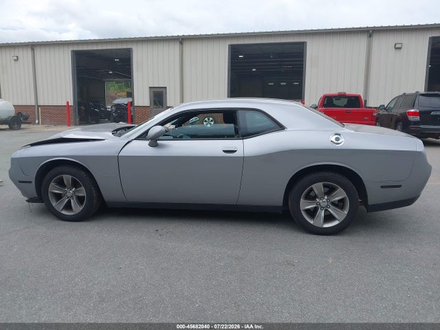 2016 Dodge Challenger Sxt მანქანა იყიდება აუქციონზე, vin: 2C3CDZAG3GH300109, აუქციონის ნომერი: 45682040