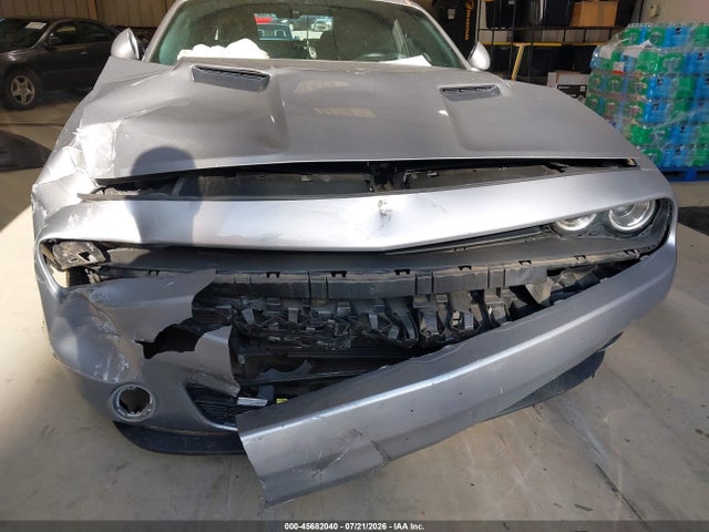 2016 Dodge Challenger Sxt მანქანა იყიდება აუქციონზე, vin: 2C3CDZAG3GH300109, აუქციონის ნომერი: 45682040