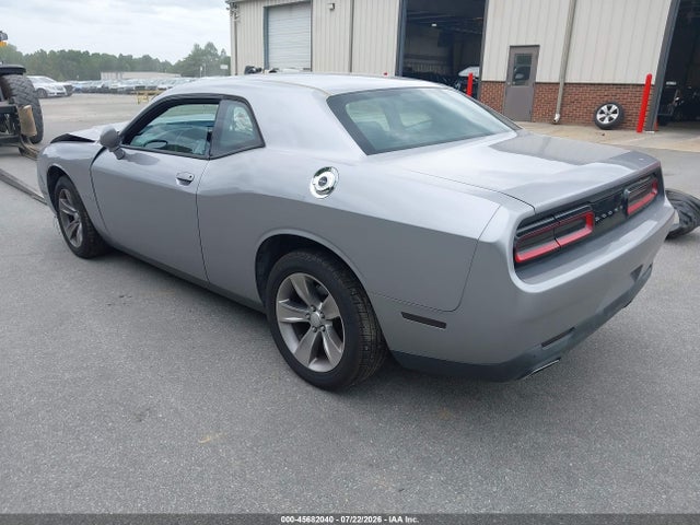 2016 Dodge Challenger Sxt მანქანა იყიდება აუქციონზე, vin: 2C3CDZAG3GH300109, აუქციონის ნომერი: 45682040