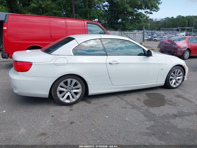 Продаж на аукціоні авто 2011 Bmw 328i, vin: WBADW7C58BE544670, номер лоту: 45682070