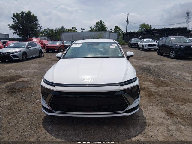 2025 Hyundai Sonata Sel მანქანა იყიდება აუქციონზე, vin: KMHL64JA1SA489317, აუქციონის ნომერი: 45682072