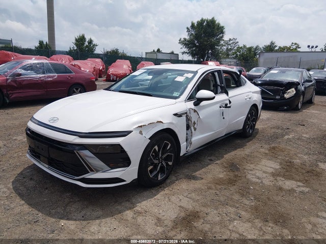 2025 Hyundai Sonata Sel მანქანა იყიდება აუქციონზე, vin: KMHL64JA1SA489317, აუქციონის ნომერი: 45682072