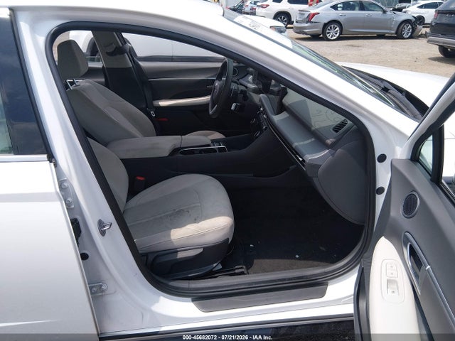 2025 Hyundai Sonata Sel მანქანა იყიდება აუქციონზე, vin: KMHL64JA1SA489317, აუქციონის ნომერი: 45682072
